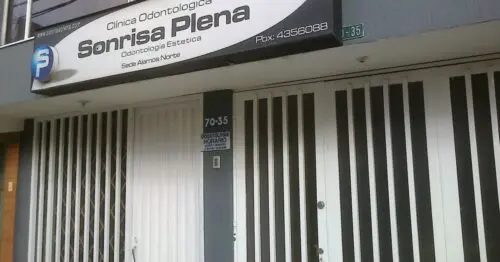 CLINICA ODONTOLOGIA SONRISA PLENA CLINICA ODONTOLOGIA SONRISA PLENA